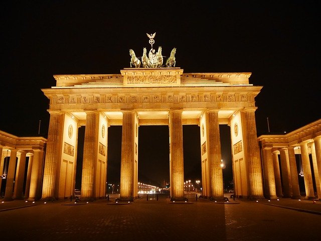 brandenburg-gate